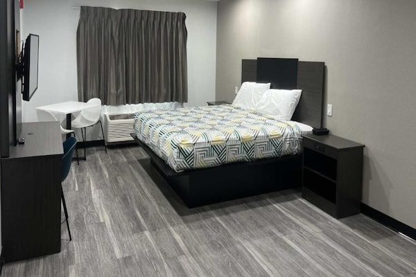Foto van 1 tweepersoonsbed (Queensize) | Mobiliteit | NSMK | Keuken - BedRoom