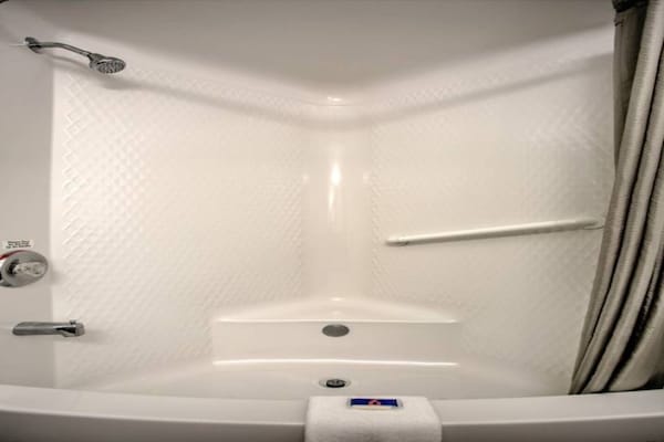 Foto van 1 Queensize Bed | Mobil Toegang - Vakantiehuis in Missoula - BathRoom