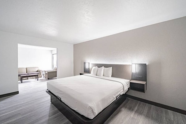 Foto van 1 kingsize bed | Rookvrij, Keuken - Vakantiehuis in Pocatello - Facilities