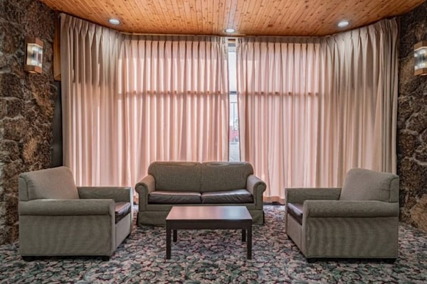 Foto van 1 kingsize bed | Suite, NSMK, Keuken - Vakantiehuis in Pocatello - Facilities
