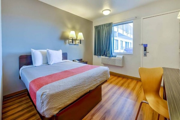 Foto van 1 tweepersoonsbed | Mobiele toegang | Douche - Vakantiehuis in TUCUMCARI - BedRoom