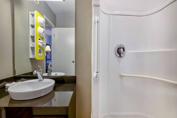 Foto van 1 tweepersoonsbed | magnetron - Vakantiehuis in TUCUMCARI - BathRoom