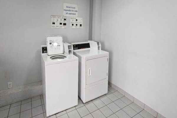 Foto van 1 tweepersoonsbed (queensize) | Niet-roken, koelkast (Micfridge) - Facilities