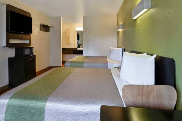 Foto van 1 tweepersoonsbed (Queensize) | Uitgebreide suite - Vakantiehuis in Destin - BedRoom