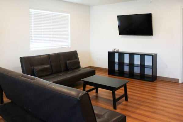 Foto van 1 tweepersoonsbed (queensize) | Rookvrij - Vakantiehuis in Rexburg - Facilities