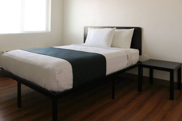 Foto van 1 tweepersoonsbed (queensize) | Rookvrij - Vakantiehuis in Rexburg - BedRoom