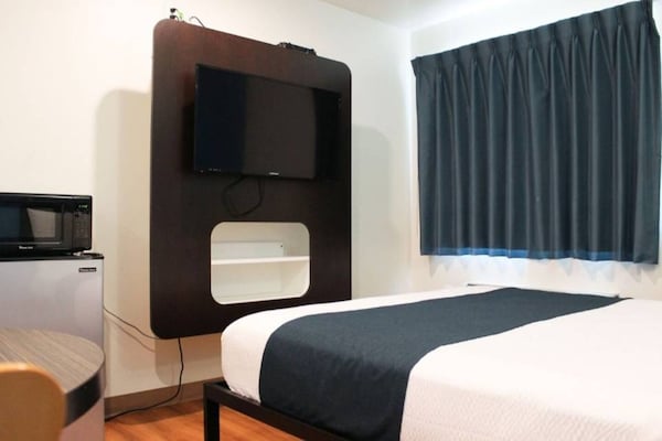 Foto van 1 tweepersoonsbed (queensize) | Rookvrij - Vakantiehuis in Rexburg - BedRoom