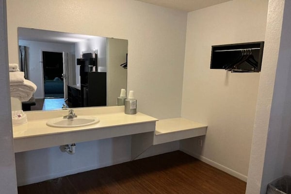 Foto van 1 Kingbed | Ns | Koelkast - Vakantiehuis in Junction - Facilities