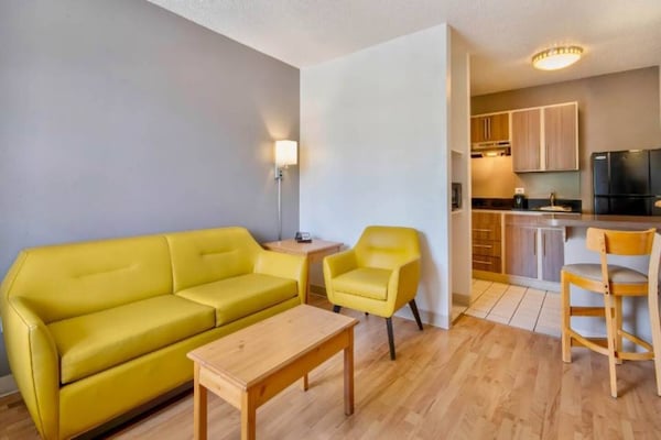 Foto van 1 kingsize bed | suite, slaapbank - Vakantiehuis in San-Antonio - Facilities
