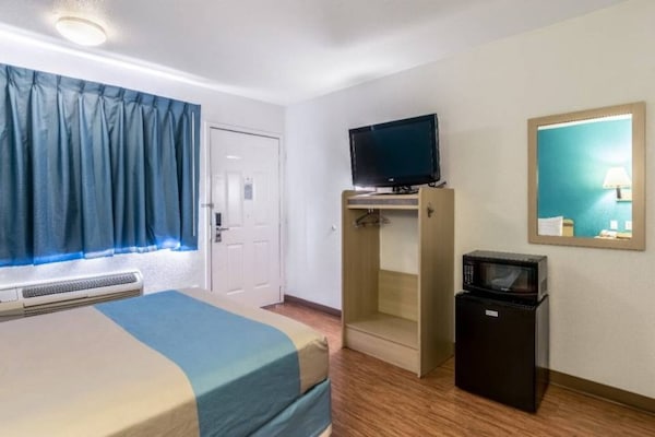 Foto van 1 tweepersoonsbed (queensize) | Roken mogelijk - Vakantiehuis in El Centro - Facilities
