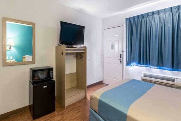 Foto van 1 tweepersoonsbed (queensize) | Rookvrij - Vakantiehuis in El Centro - BedRoom