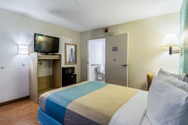 Foto van 1 tweepersoonsbed (queensize) | Rookvrij - Vakantiehuis in El Centro - Facilities