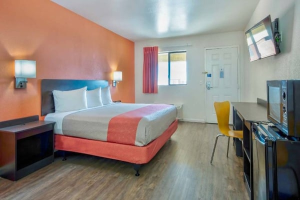 Foto van 1 Queen|Mobiliteit|Bad|Nsmk - Vakantiehuis in Santa Nella - BedRoom