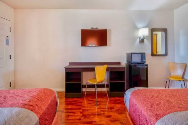 Foto van 1 kingsize bed | Rookvrij - Vakantiehuis in Santa Nella - Facilities