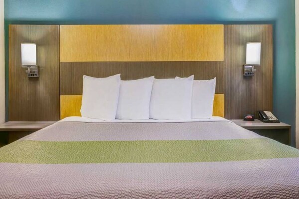 Foto van 1 tweepersoonsbed (queensize) | Niet-roken, Keuken - BedRoom