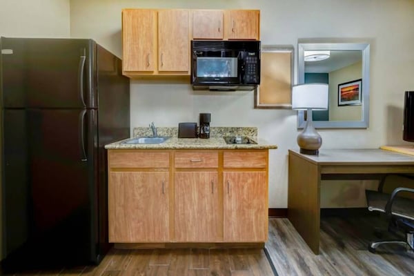 Foto van 1 kingsize bed | Rookvrij, Keuken - Vakantiehuis in Lenexa - Kitchen