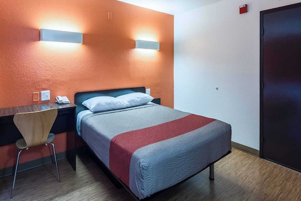 Foto van 1 tweepersoonsbed (queensize) | Roken toegestaan - Vakantiehuis in Oroville - BedRoom