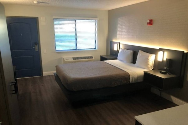 Foto van 1 kingsize bed | Rookvrij - Vakantiehuis in Sacramento CA - Facilities