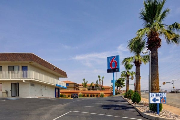 Foto van 1 tweepersoonsbed (queensize) | Rookvrij - Vakantiehuis in St George UT - ExteriorSummer