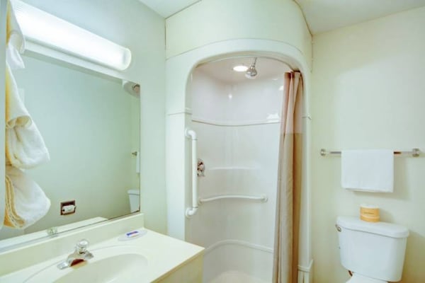 Foto van 1 tweepersoonsbed (queensize) | Rookvrij - Vakantiehuis in St George UT - BedRoom