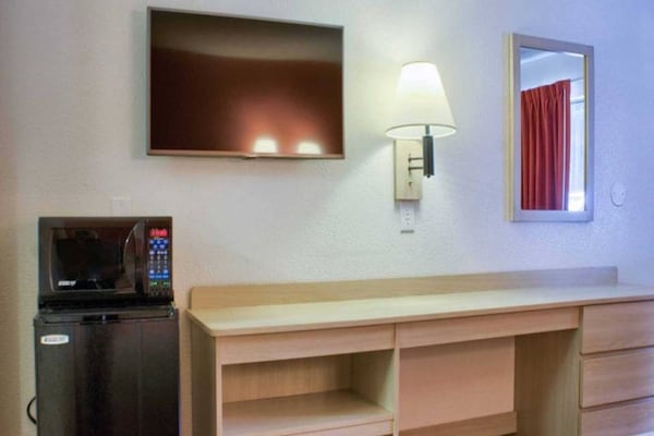 Foto van 1 tweepersoonsbed (queensize) | Magnetron (magnetron), rookvrij - BedRoom