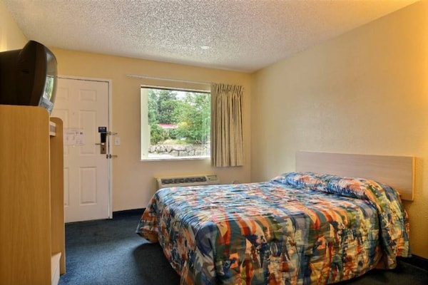 Foto van 1 tweepersoonsbed (queensize) | Magnetron (magnetron), rookvrij - BathRoom