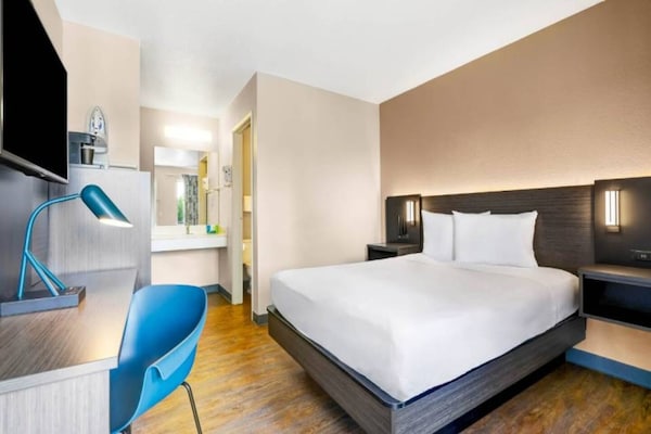 Foto van 1 tweepersoonsbed - 1 eenpersoonsbed | Micfridge, Nsmk - BedRoom