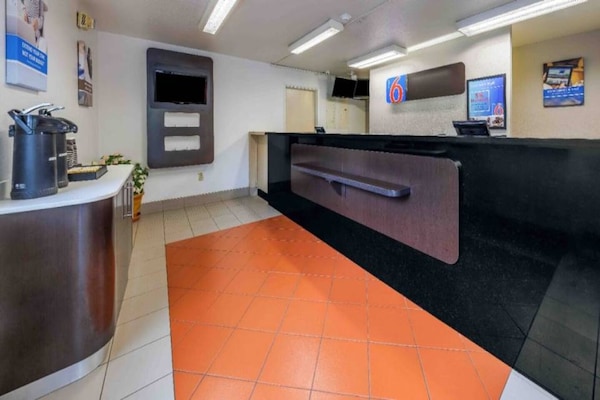 Foto van 1 tweepersoonsbed (queensize) | Rookvrij, Keuken - Vakantiehuis in SeaTac - FloorPlan