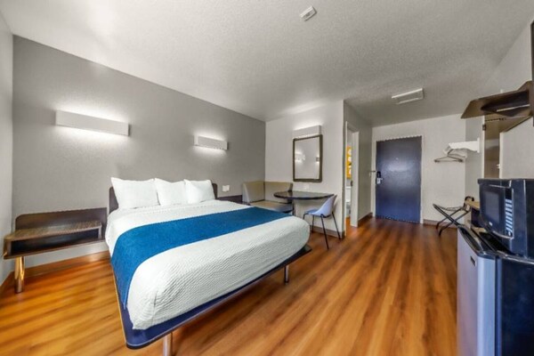 Foto van 1 tweepersoonsbed (queensize) | Niet-roken, koelkast (Micfridge) - Facilities
