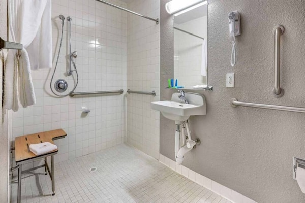 Foto van 1 tweepersoonsbed (queensize) | Rookvrij - Vakantiehuis in Issaquah - BathRoom