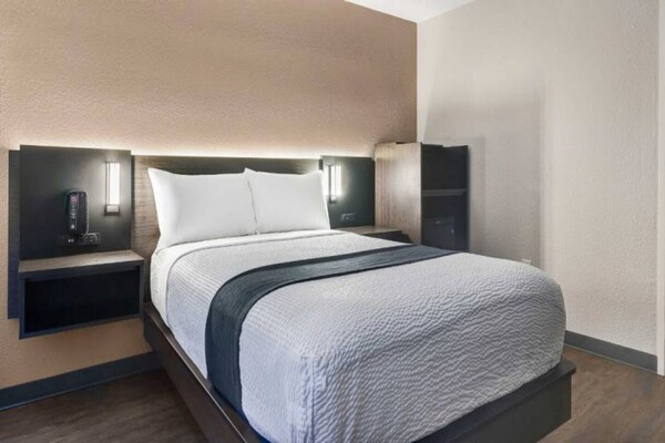 Foto van 1 tweepersoonsbed | Toegankelijk voor mindervaliden/Badkuip/Luxe - Facilities
