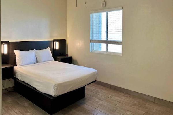 Foto van 1 tweepersoonsbed (queensize) | Slaapbank - Vakantiehuis in Sierra Vista - BedRoom