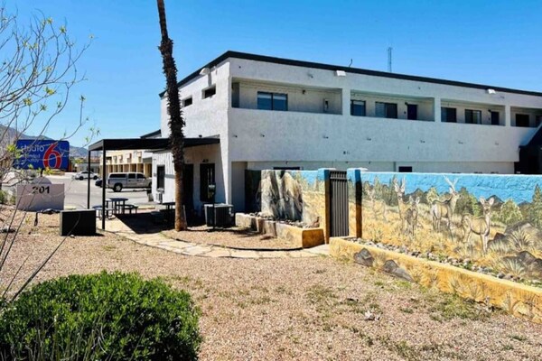 Foto van 1 tweepersoonsbed (queensize) , rookvrij, keuken - Vakantiehuis in Sierra Vista - ExteriorSummer