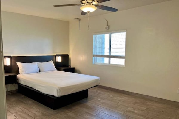 Foto van 1 tweepersoonsbed (queensize) , rookvrij, keuken - Vakantiehuis in Sierra Vista - Facilities