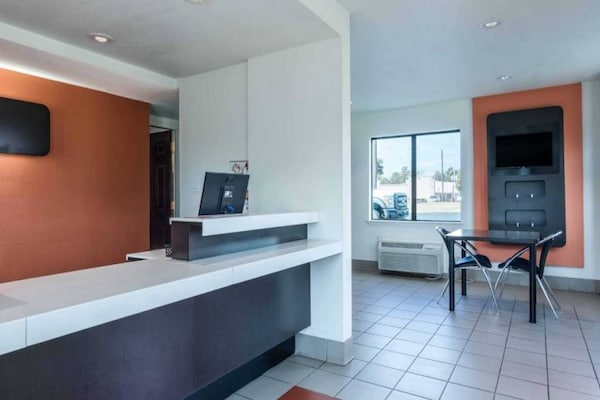 Foto van 1 kingsize bed | Roken toegestaan - Vakantiehuis in Texarkana TX - FloorPlan