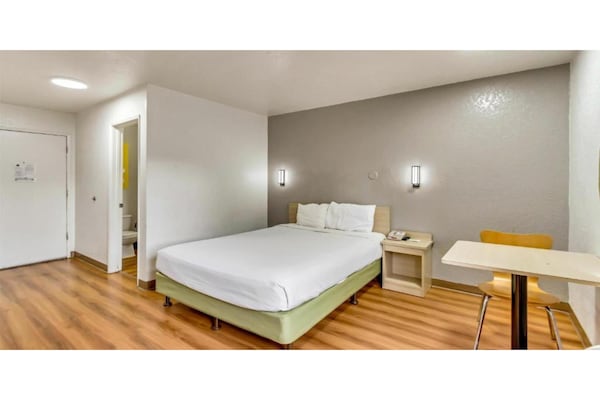 Foto van 1 tweepersoonsbed (Queensize) | Gehoorvrie - Vakantiehuis in Ogden - BedRoom
