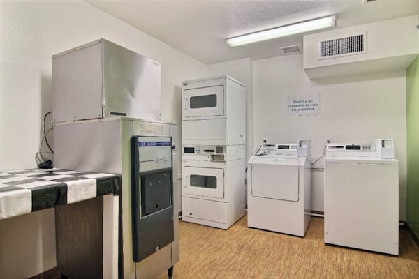 Foto van 1 tweepersoonsbed (queensize) | Roken mogelijk - Vakantiehuis in Albuquerque NM - Facilities