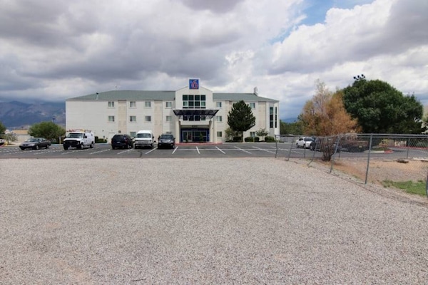 Foto van 1 tweepersoonsbed (queensize) | Roken mogelijk - Vakantiehuis in Albuquerque NM - ExteriorSummer