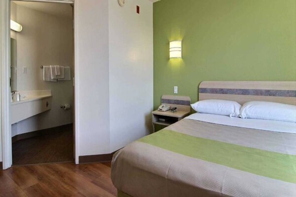 Foto van 1 tweepersoonsbed | Rookvrij - Vakantiehuis in Albuquerque NM - BedRoom