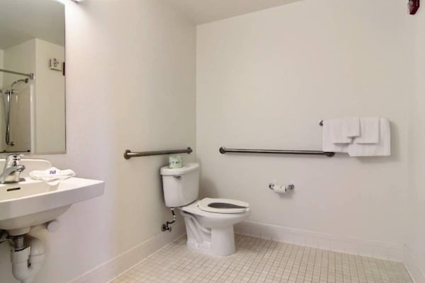 Foto van 1 tweepersoonsbed (queensize) | Toegankelijk voor mindervaliden/bad - Facilities