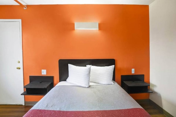 Foto van 1 kingsize bed | Roken toegestaan, koelkast aanwezig - BedRoom