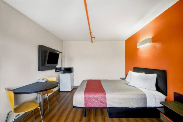 Foto van 1 kingsize bed | Roken toegestaan, koelkast aanwezig - BedRoom