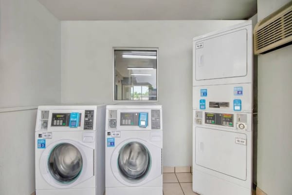 Foto van 1 Volledig Bed | Ada/ri Douche/mini Koelkast - Vakantiehuis in Austin TX - Facilities