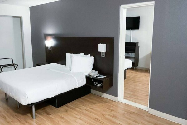 Foto van 1 kingsize bed | Roken toegestaan | Keuken - Vakantiehuis in Columbus GA - BedRoom