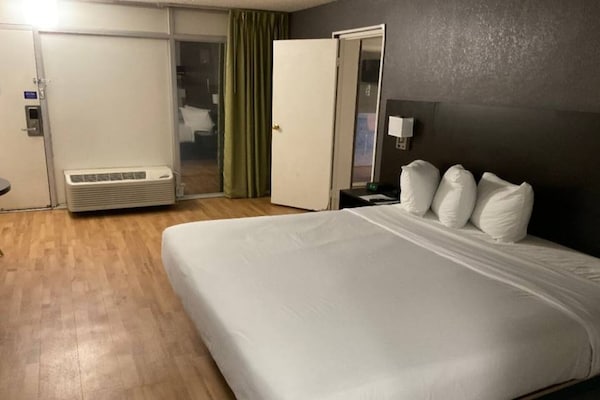 Foto van 1 kingsize bed, rookvrije keuken - Vakantiehuis in Columbus GA - Facilities