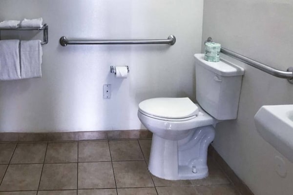 Foto van 1 tweepersoonsbed (queensize) | Roken toegestaan, koelkast (Mcfridge) - Facilities