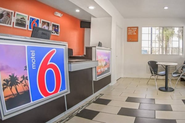 Foto van 1 tweepersoonsbed (queensize) | Roken toegestaan, koelkast (Mcfridge) - FloorPlan