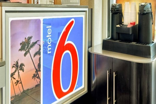 Foto van 1 tweepersoonsbed (Queensize) | Koelkast - Vakantiehuis in Fresno CA - Facilities
