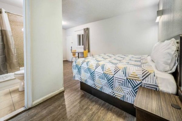 Foto van 1 tweepersoonsbed | Roken toegestaan - Vakantiehuis in Toms River - BedRoom