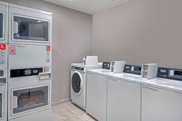 Foto van 1 King Bed | Premium | Mini Koelkast - Vakantiehuis in Inglewood - Facilities